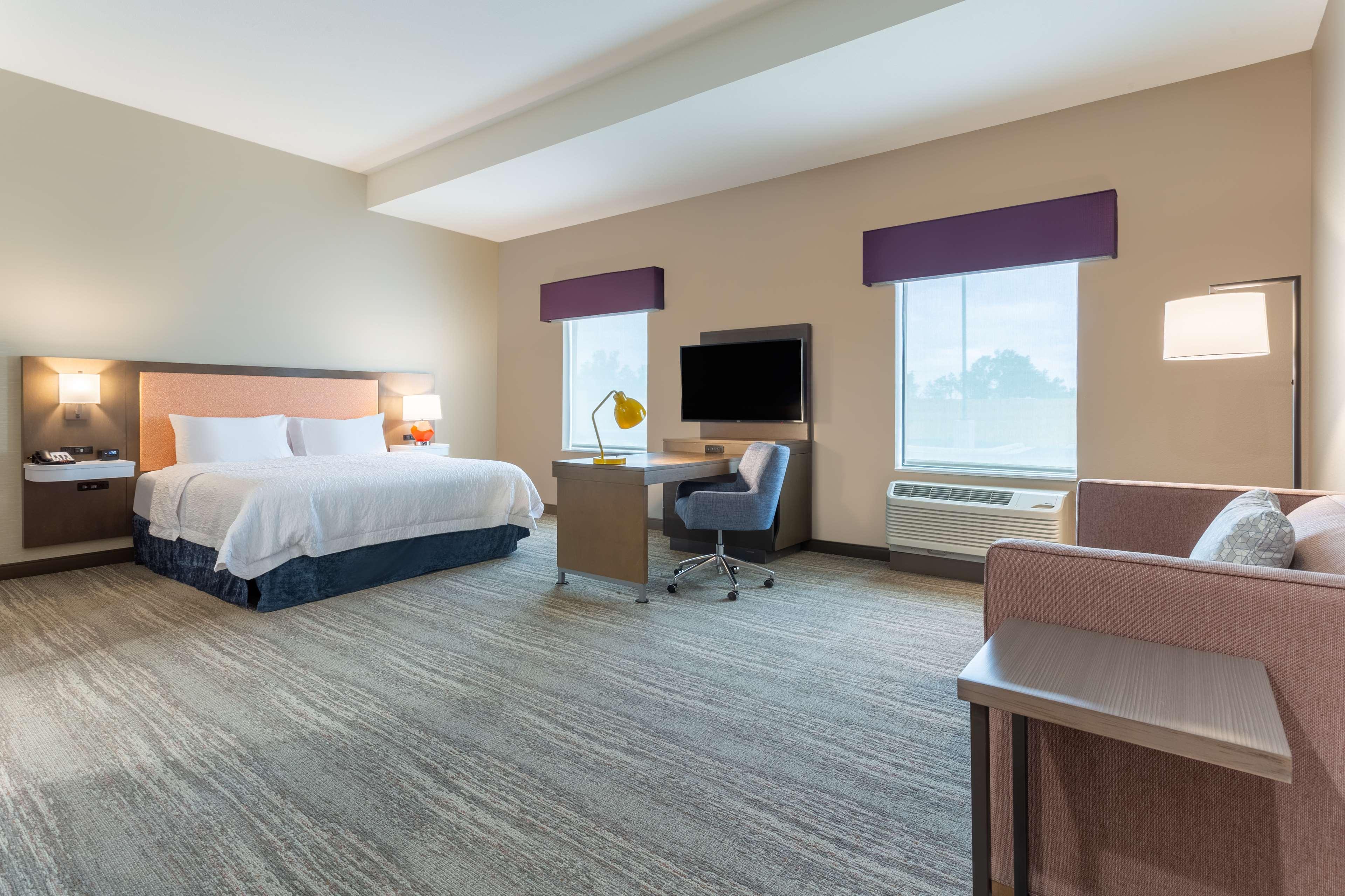 Hampton Inn And Suites Guymon Exterior photo