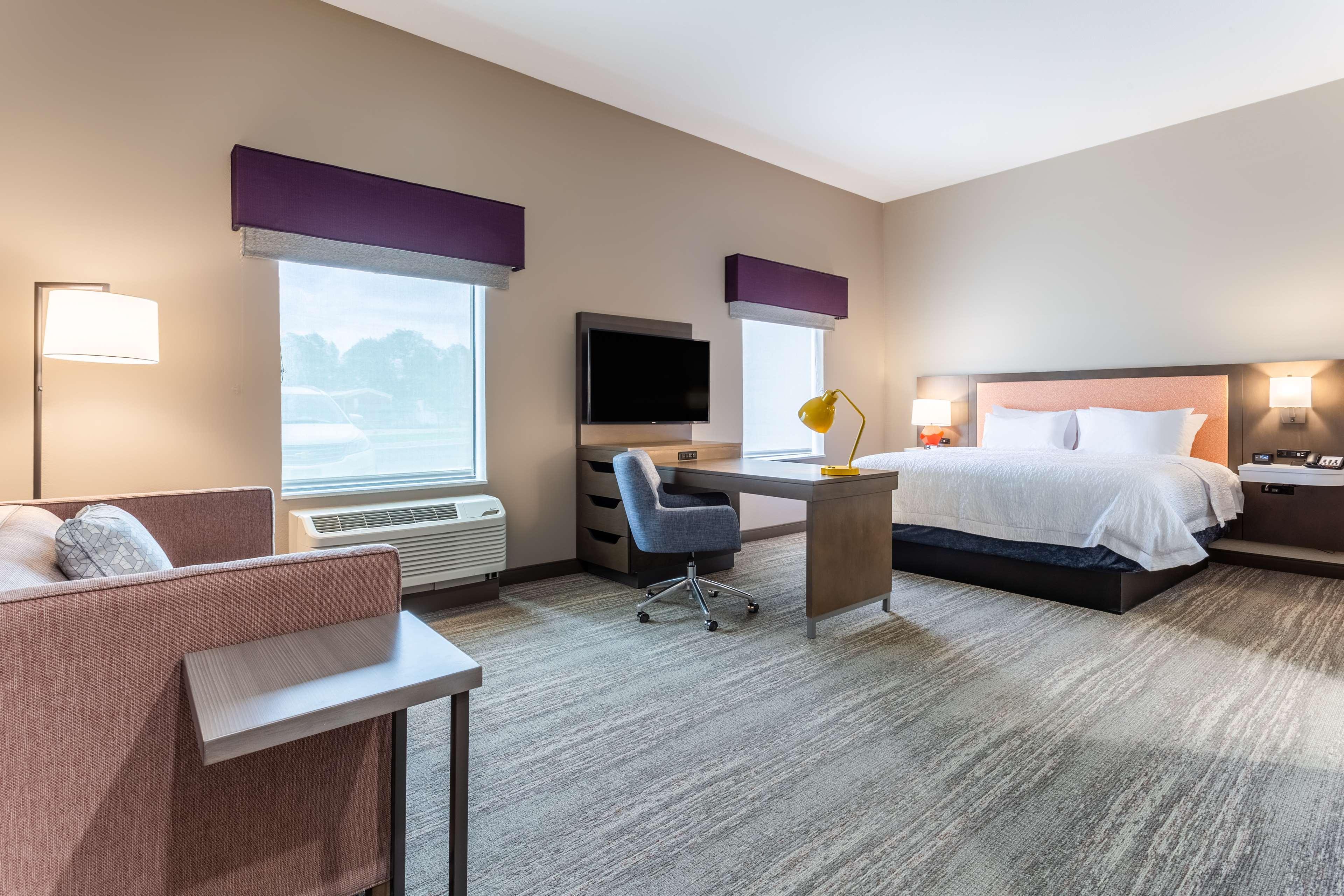 Hampton Inn And Suites Guymon Exterior photo