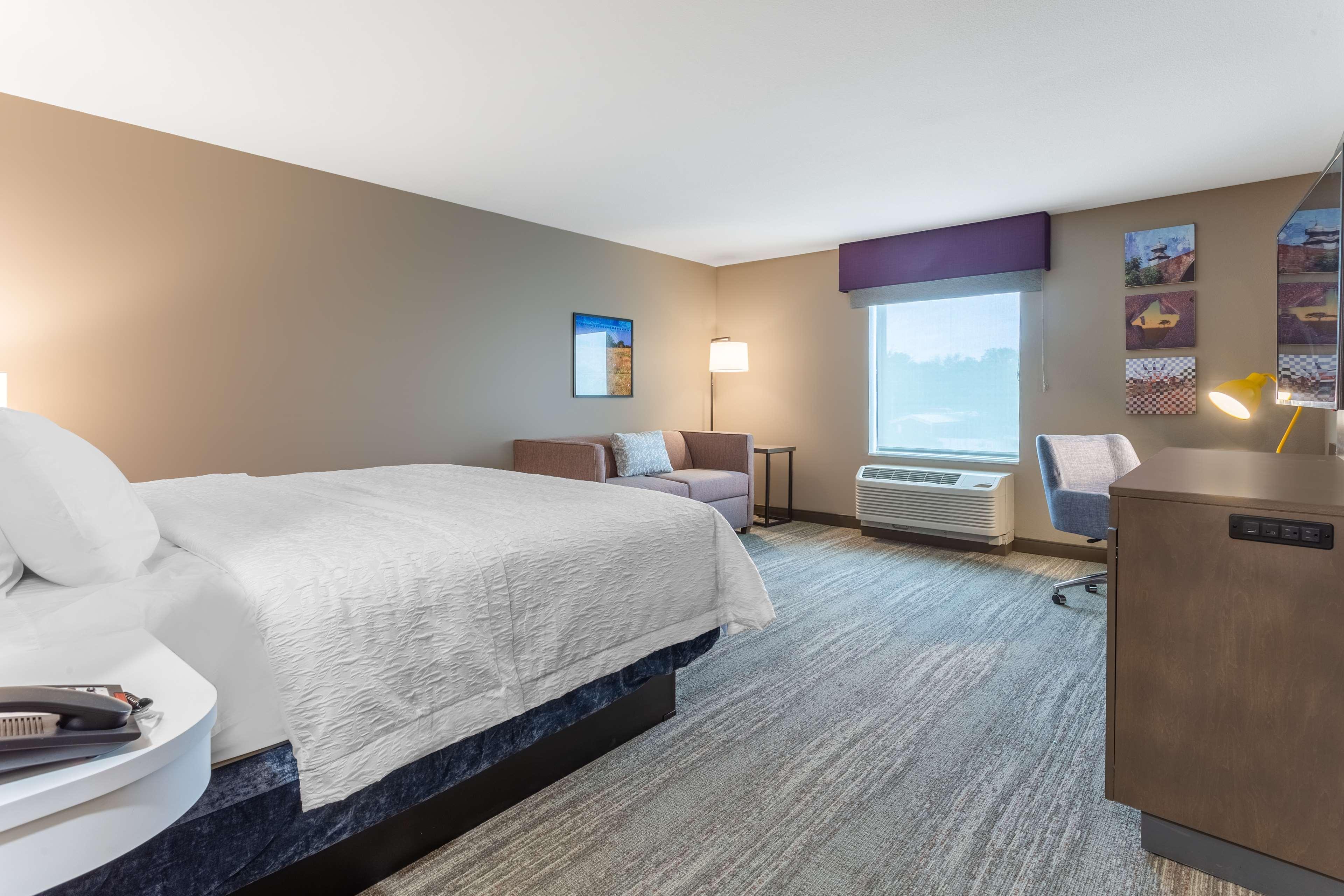 Hampton Inn And Suites Guymon Exterior photo